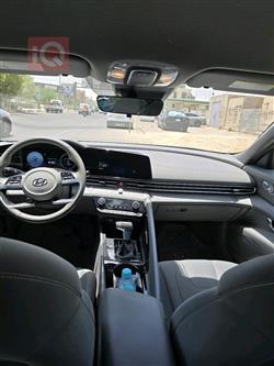 هیوندای ئەلەنترا